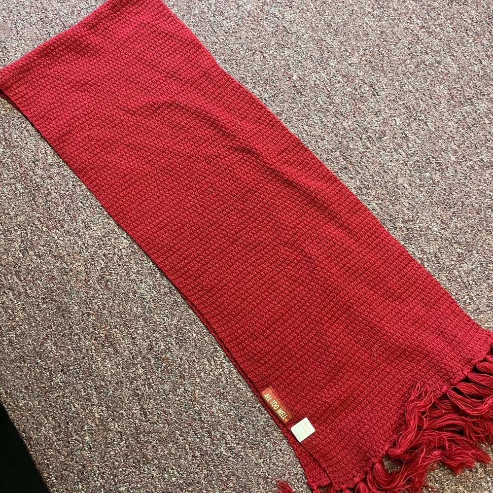 Taylor Swift All too well scarf